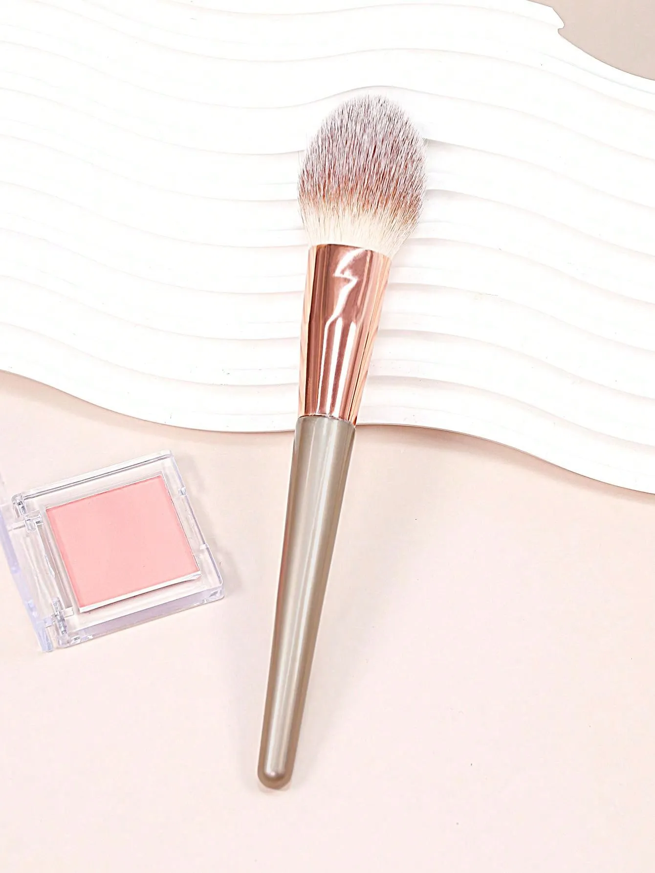 1pc High-Quality Makeup Brush Set For Blush, Loose Powder, Contouring, Beginner Friendly