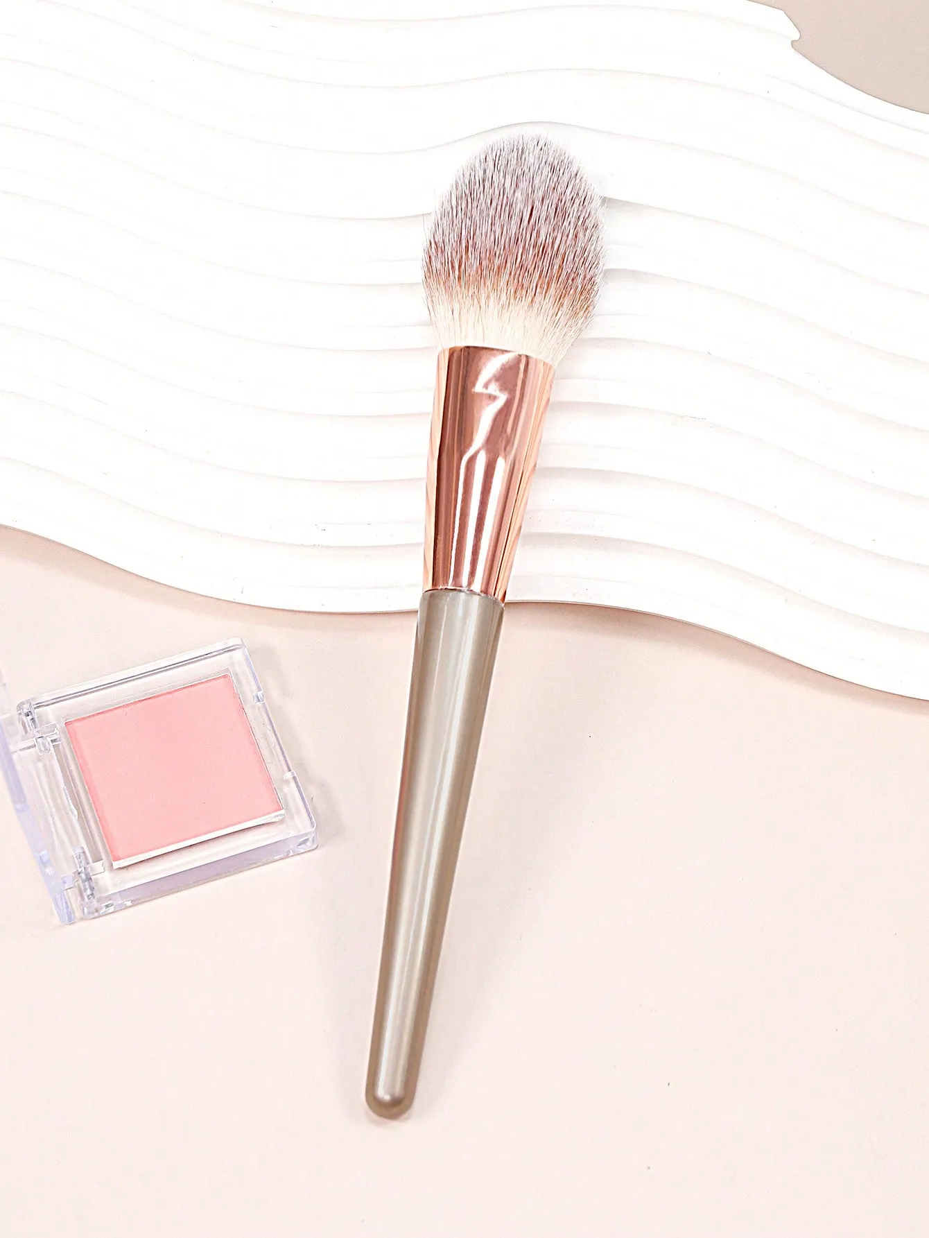 1pc High-Quality Makeup Brush Set For Blush, Loose Powder, Contouring, Beginner Friendly