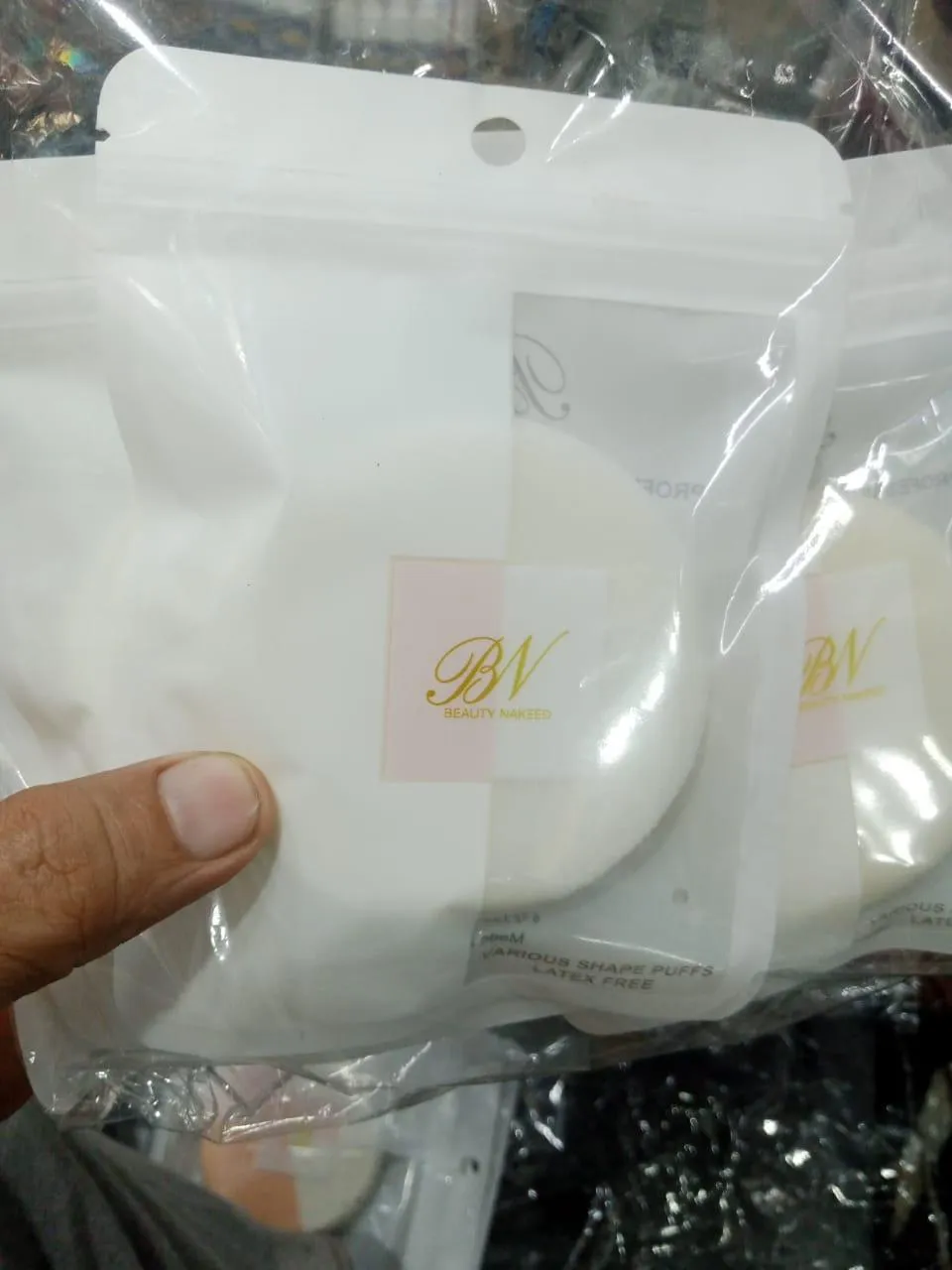 BN BEAUTY NAKEED VARIOUS SHAPE PUFFS LATEX FREE