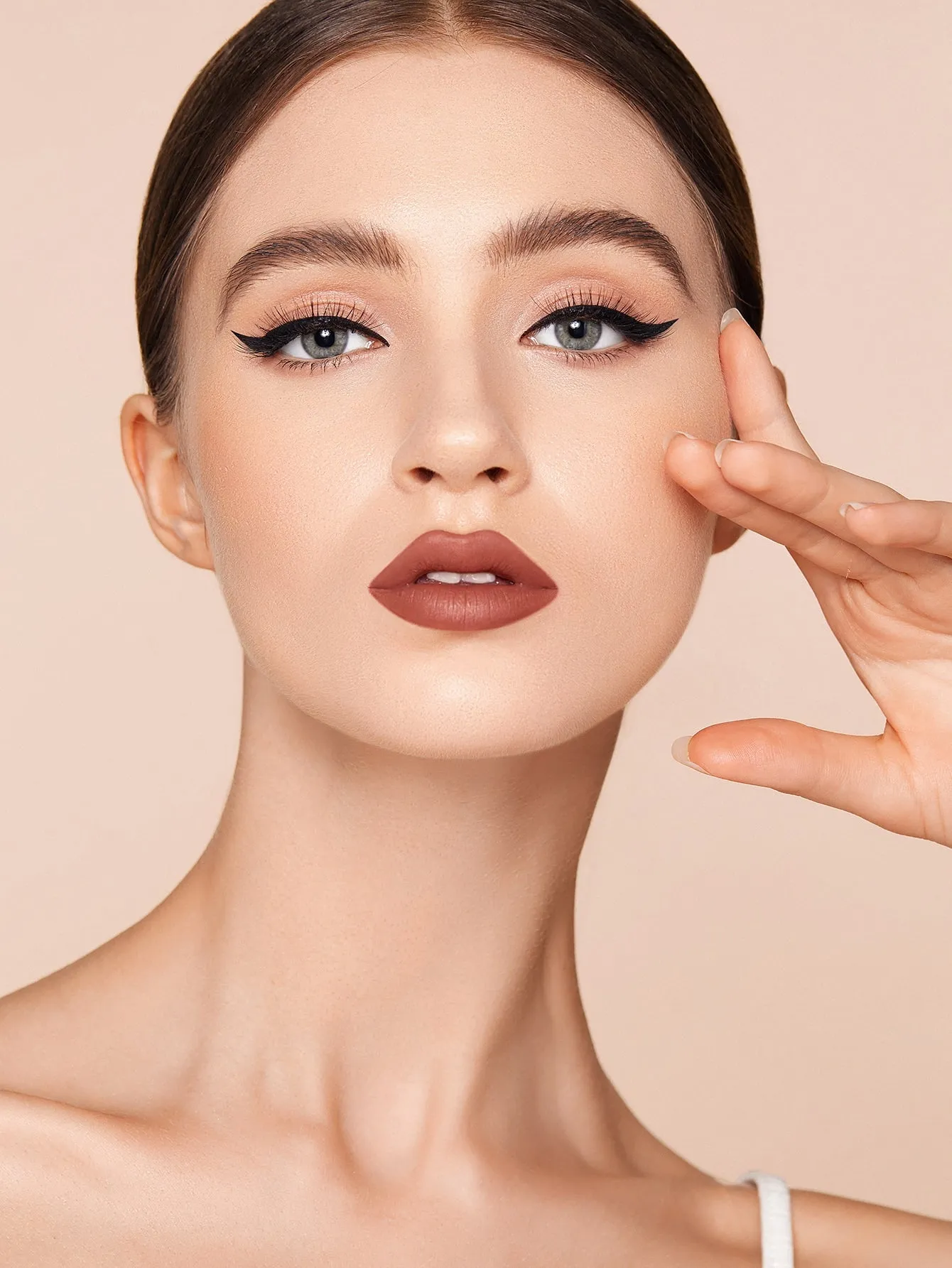 SHEGLAM Matte Allure Lipstick Rendevous
